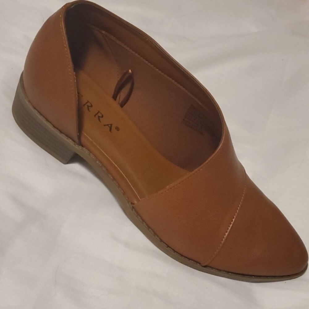 Side Cut Booties - Picture 2 of 3